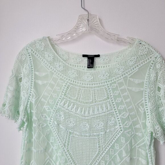 FOREVER 21 Mint Green Crocheted Short Sleeve Shirt See-through Size Small - Picture 2 of 5